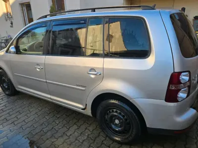 Gebraucht VW Touran 140 PS (102 kW) 2008 Silber Van / Kleinbus