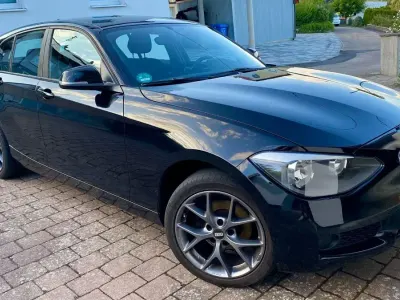 Gebraucht BMW 114 95 PS (69 kW) 2014 Schwarz Kleinwagen