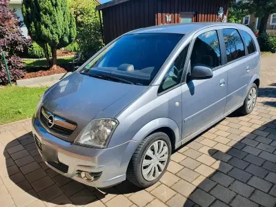 Gebraucht Opel Meriva 105 PS (77 kW) 2006 Silber Van / Kleinbus