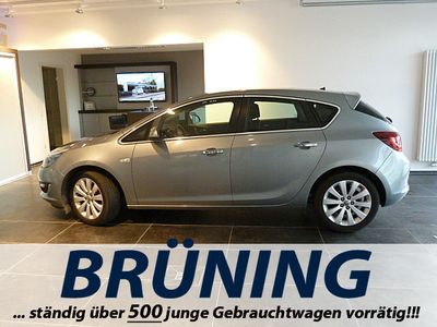 Gebraucht Opel Astra Excellence 140 PS (102 kW) 2013 Silber metallic Limousine
