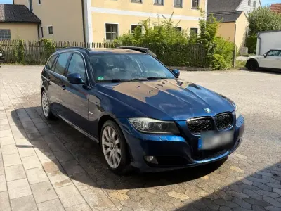 Brugt BMW 325 204 HK (150 kW) 2011 Blå Stationcar