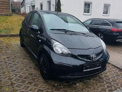 Gebraucht Toyota Aygo 68 PS (50 kW) 2006 Schwarz Kleinwagen