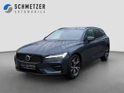 Gebraucht Volvo V60 145 PS (106 kW) 2025 Kombi