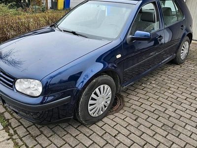 Second-hand VW Golf III 75 CP (55 kW) 1999 Albastru Berlinǎ