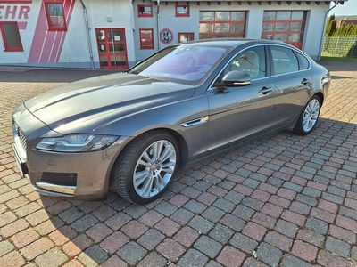 Gebraucht Jaguar XF Prestige 300 PS (220 kW) 2015 Grau Limousine