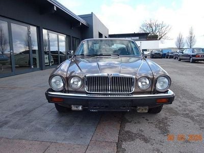 Second-hand Jaguar XJ6 Sovereign 178 CP (130 kW) 1986 Maro Berlinǎ