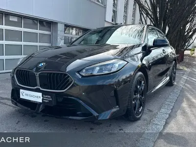 Gebraucht BMW 120 M Sport 170 PS (125 kW) 2024 Saphirschwarz metallic Limousine
