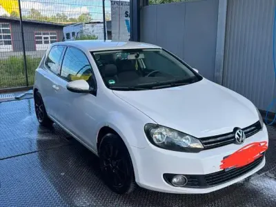 Gebraucht VW Golf VI Comfortline 80 PS (58 kW) 2009 Weiß Limousine