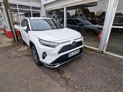 Schneeweiß Gebraucht 2023 Toyota RAV4 Hybrid Comfort SUV | 47.000 € (Etwas zu teuer)
