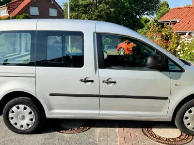 Gebraucht VW Caddy Life 80 PS (58 kW) 2009 Silber Van / Kleinbus