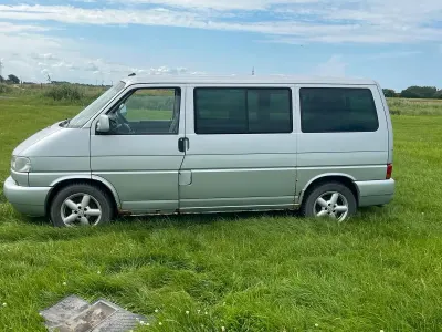 Gebraucht VW Multivan 151 PS (111 kW) 2000 Silber Van / Kleinbus
