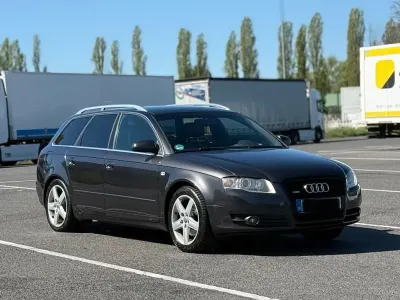 Begagnad Audi A4 Exclusive 163 HK (119 kW) 2008 Grå Sedan