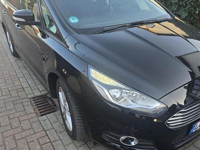 Gebraucht Ford S-MAX S 165 PS (121 kW) 2019 Schwarz Van / Kleinbus