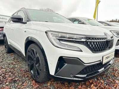 Gebraucht Renault Austral Esprit Alpine 158 PS (116 kW) 2023 Perlmuttweiß metallic, black SUV