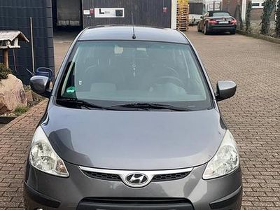 Grau Gebraucht 2008 Hyundai i10 Kleinwagen | 2.000 €