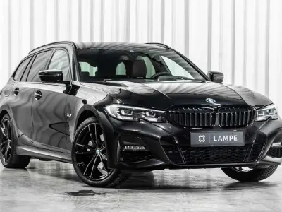 Gebraucht BMW 320e M Sport 204 PS (150 kW) 2022 Schwarz Kombi