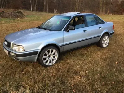 Używany Audi 80 90 KM (66 kW) 1992 Srebrny Sedan/Limuzyna