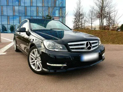 Brugt Mercedes C200 Avantgarde 184 HK (135 kW) 2011 Sort Sedan