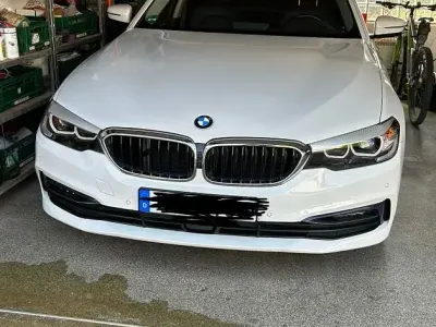 Gebraucht BMW 520 Sport Line 190 PS (139 kW) 2018 Weiß Limousine