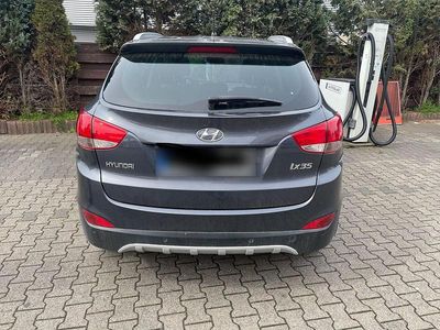 Gebraucht Hyundai ix35 163 PS (119 kW) 2010 Grau SUV
