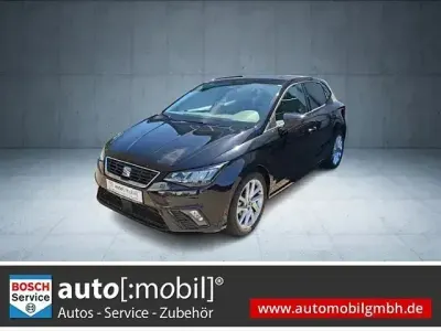 Usado Seat Ibiza FR 116 CV (85 kW) 2025 Negro Utilitario