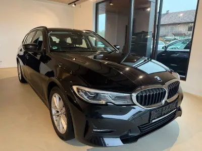 Gebraucht BMW 320 Advantage 190 PS (139 kW) 2019 Schwarz Kombi