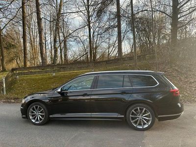 Gebraucht VW Passat Highline 190 PS (139 kW) 2017 Schwarz Kombi