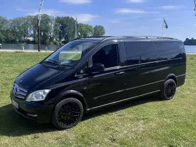 Gebraucht Mercedes Viano Edition 224 PS (164 kW) 2011 Schwarz Van / Kleinbus