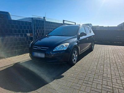 Gebraucht Kia Ceed 126 PS (92 kW) 2009 Schwarz Kleinwagen