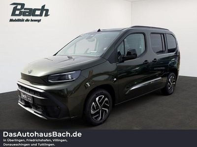 Neu Toyota Proace Verso City 131 PS (96 kW) 2026 Grün Kombi