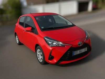 Second-hand Toyota Yaris 111 CP (81 kW) 2020 Roșu Berlinǎ