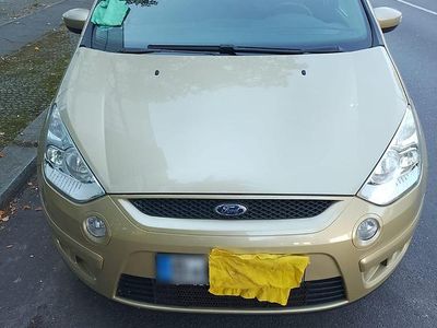 Second-hand Ford S-MAX Titanium 145 CP (106 kW) 2007 Galben Monovolum