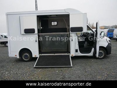 Weiss Gebraucht 2022 Renault Master | 49.900 €