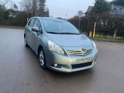 Gebraucht 2011 Toyota Verso Van / Kleinbus | 3.990 € (Fairer Preis)