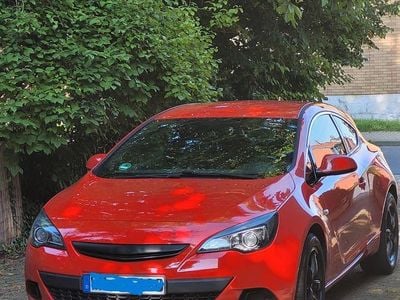 Opel Astra GTC