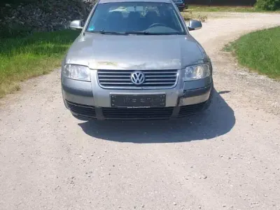 Gebraucht VW Passat 101 PS (74 kW) 2026 Grau Kombi