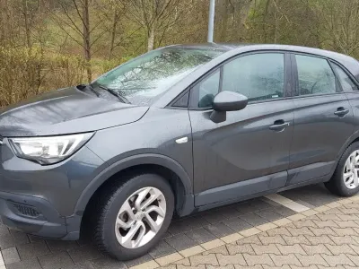 Usado Opel Crossland 82 HP (60 kW) 2017 Cinzento SUV