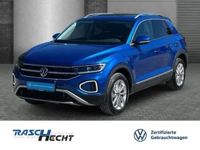 Gebraucht VW T-Roc Cabriolet Style 150 PS (110 kW) 2025 Ravennablau metallic SUV