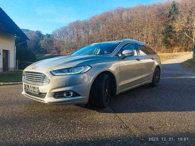 Gebraucht Ford Mondeo Titanium 241 PS (177 kW) 2016 Grau Kombi