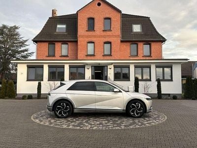 Gold Gebraucht 2022 Hyundai Ioniq 5 SUV | 24.950 € (Fairer Preis)