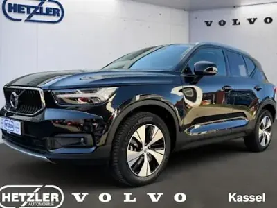 Usata Volvo XC40 Momentum 163 CV (119 kW) 2022 Nero SUV