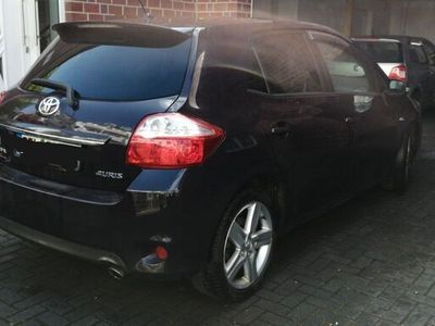 gebraucht Toyota Auris 2,2-l-D-CAT D-CAT