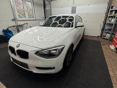 Gebraucht BMW 116 136 PS (100 kW) 2012 Weiß Kleinwagen