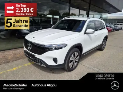 Używany Mercedes EQB300 167 kW (228 KM) 2024 Biały SUV