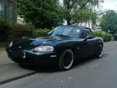 Usata Mazda MX5 140 CV (102 kW) 1999 Verde Cabrio