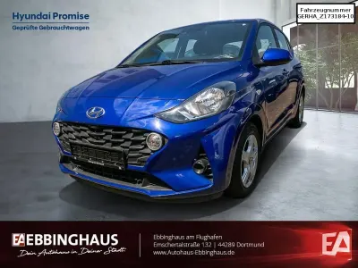 Gebraucht Hyundai i10 Select 67 PS (49 kW) 2023 Blau Kleinwagen