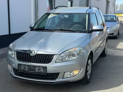 Gebraucht Skoda Roomster Family 86 PS (63 kW) 2011 Silber Van / Kleinbus