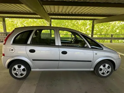 Brugt Opel Meriva 101 HK (74 kW) 2004 Sølv MPV