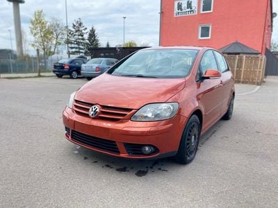 Usata VW Golf V 115 CV (84 kW) 2007 Arancione Berlina