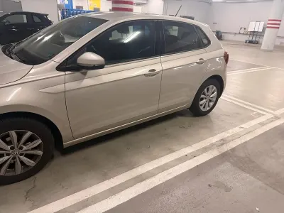 Gebraucht VW Polo 95 PS (69 kW) 2018 Beige Kleinwagen